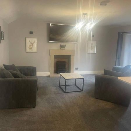 Cosy Apartment Above Village Pub Buxton  Extérieur photo