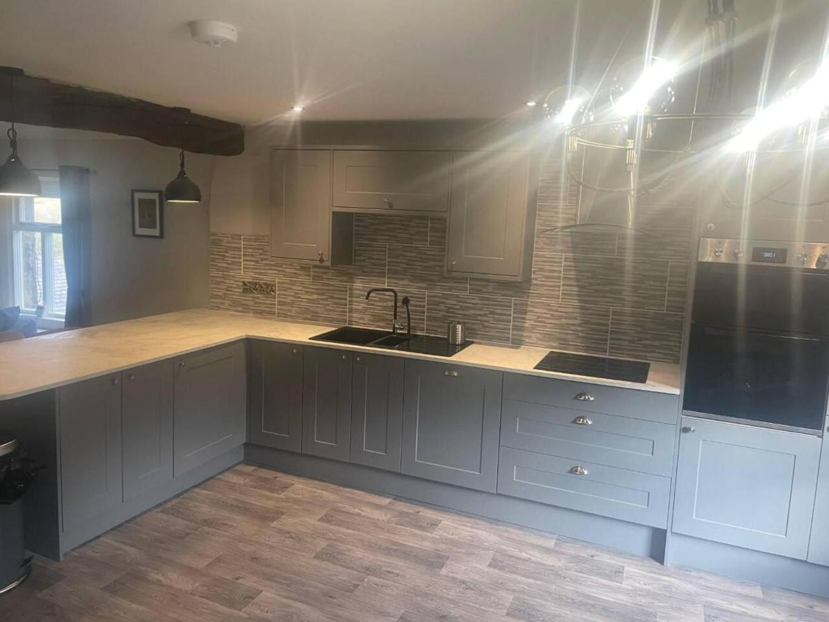 Cosy Apartment Above Village Pub Buxton  Extérieur photo
