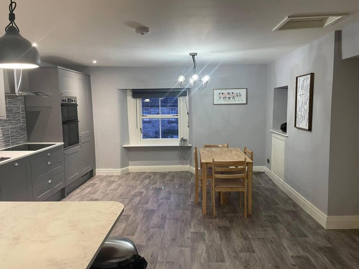 Cosy Apartment Above Village Pub Buxton  Extérieur photo
